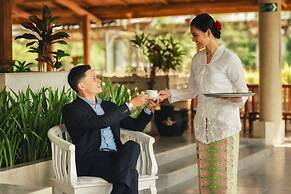 The Tavia Riverside Resort & Convention