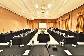 The Tavia Riverside Resort & Convention