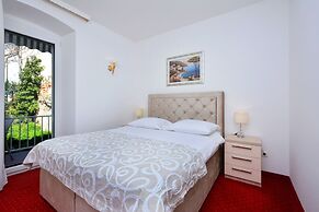 Hotel Adriana
