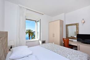 Hotel Adriana