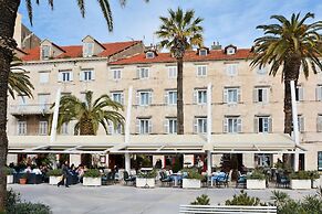 Hotel Adriana
