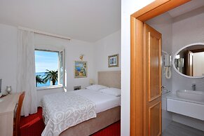 Hotel Adriana