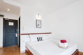 The Corner Lodge