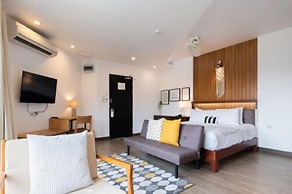 The Corner Lodge