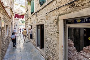 Grgur Ninski Rooms
