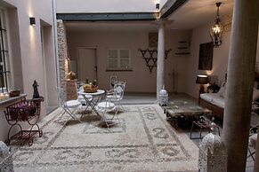 Apartamentos Luna Suites Palacio Almagra