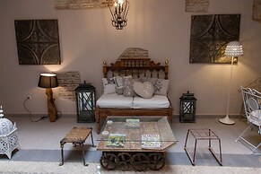 Apartamentos Luna Suites Palacio Almagra