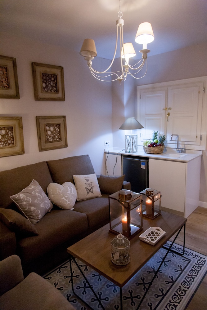 Apartamentos Luna Suites Palacio Almagra