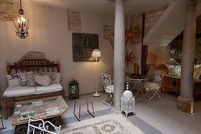 Apartamentos Luna Suites Palacio Almagra