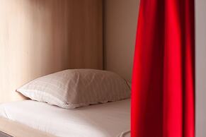 Urban Hostel & Apartments