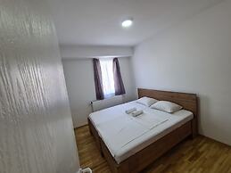 Urban Hostel & Apartments