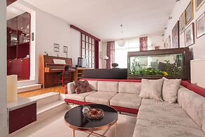 Urban Hostel & Apartments