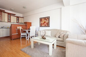 Urban Hostel & Apartments