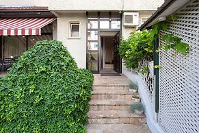 Urban Hostel & Apartments