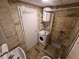 Urban Hostel & Apartments