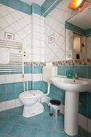 Urban Hostel & Apartments