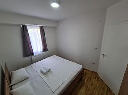 Urban Hostel & Apartments