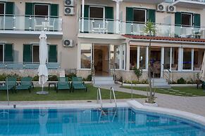 Oasis Hotel