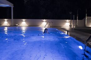 Oasis Hotel