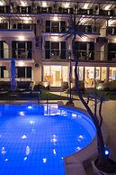 Oasis Hotel