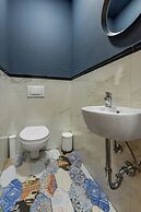 One Luxury Suites