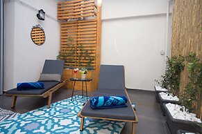 Polis Apartments