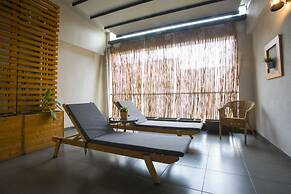 Polis Apartments