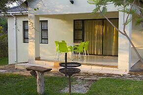 Sand River Cottages