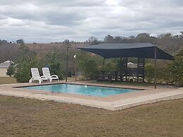 Sand River Cottages