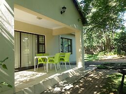 Sand River Cottages