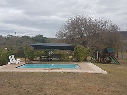Sand River Cottages