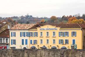 Le Continental Hotel