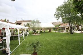 Le Continental Hotel