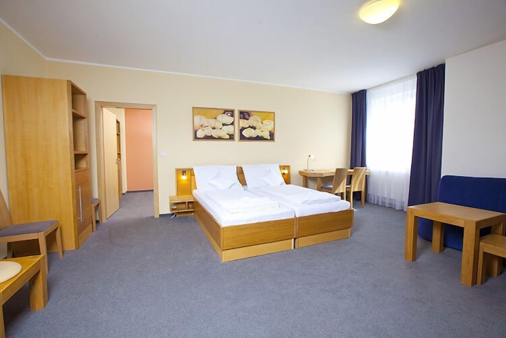 Hotel Trend