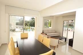 Athena Beach Villa