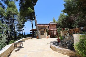 Akritas Ef Zin Villas & Suites