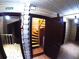 Charda Hotel