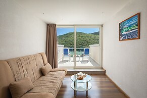 MASLINICA Narcis Hotel