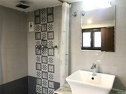 Shiva Guest House