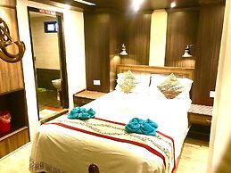 Shiva Guest House