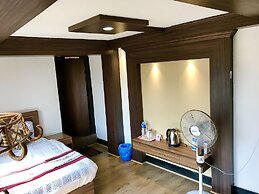 Shiva Guest House