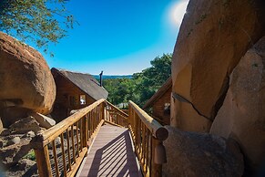 Amadwala Lodge