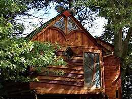 Sycamore Avenue Treehouses