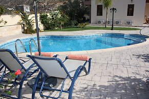Vineland Holiday Villas