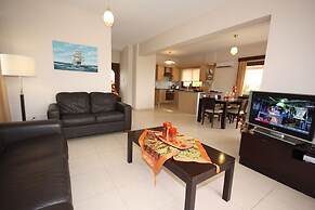 Vineland Holiday Villas