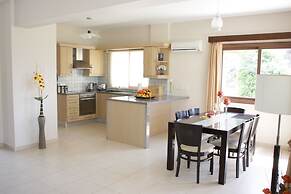 Vineland Holiday Villas