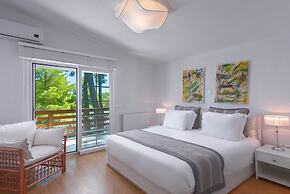 The White Villa At Sani