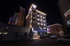 Hotel Gray