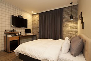 Hotel Gray
