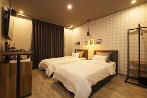 Hotel Gray